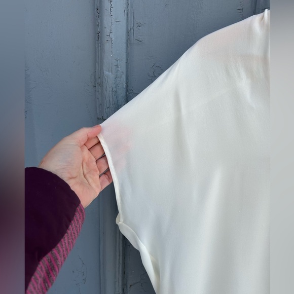 Vince Silk Blouse, size Small - Picture 5 of 8